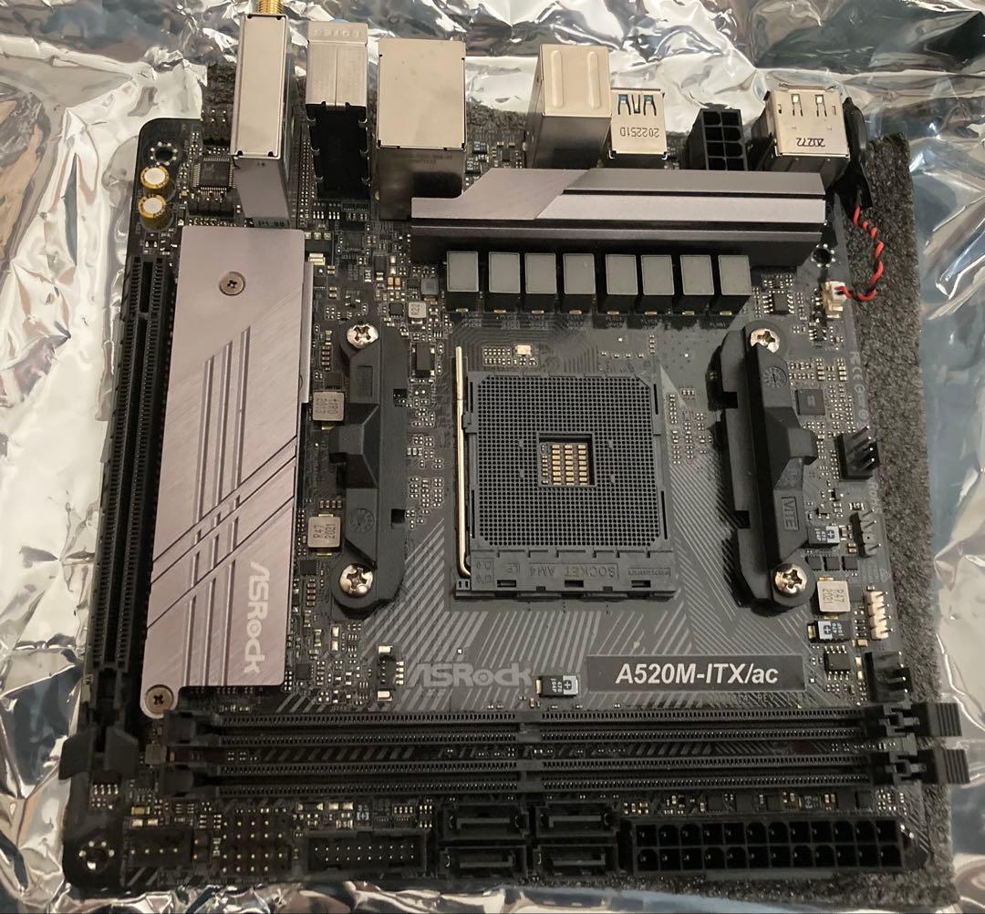 Socket AM4 Mini-ITXマザーボード