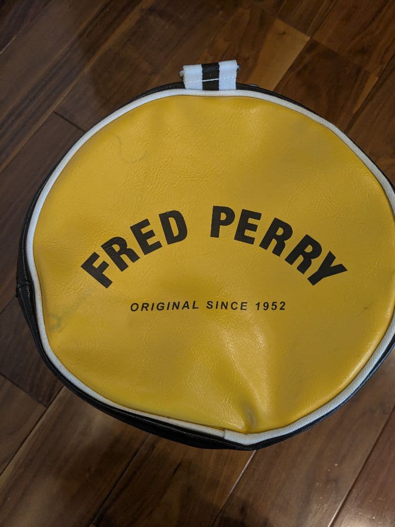 FRED PERRY ドラムバッグ 黒/黄ショルダーバッグ