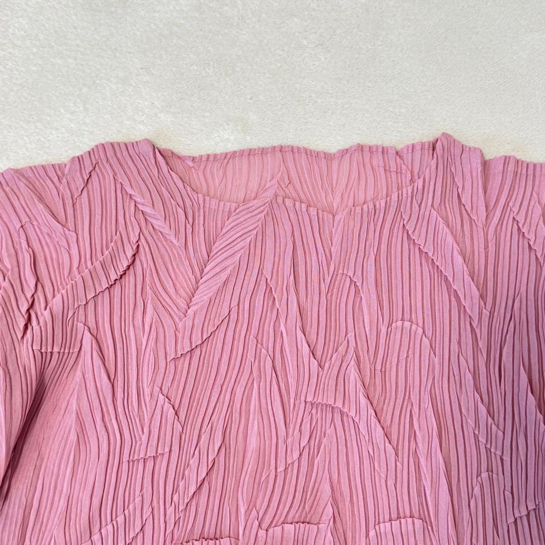 極美品✨ISSEY MIYAKE プリーツ　立体　変形　ピンク　長袖　トップス
