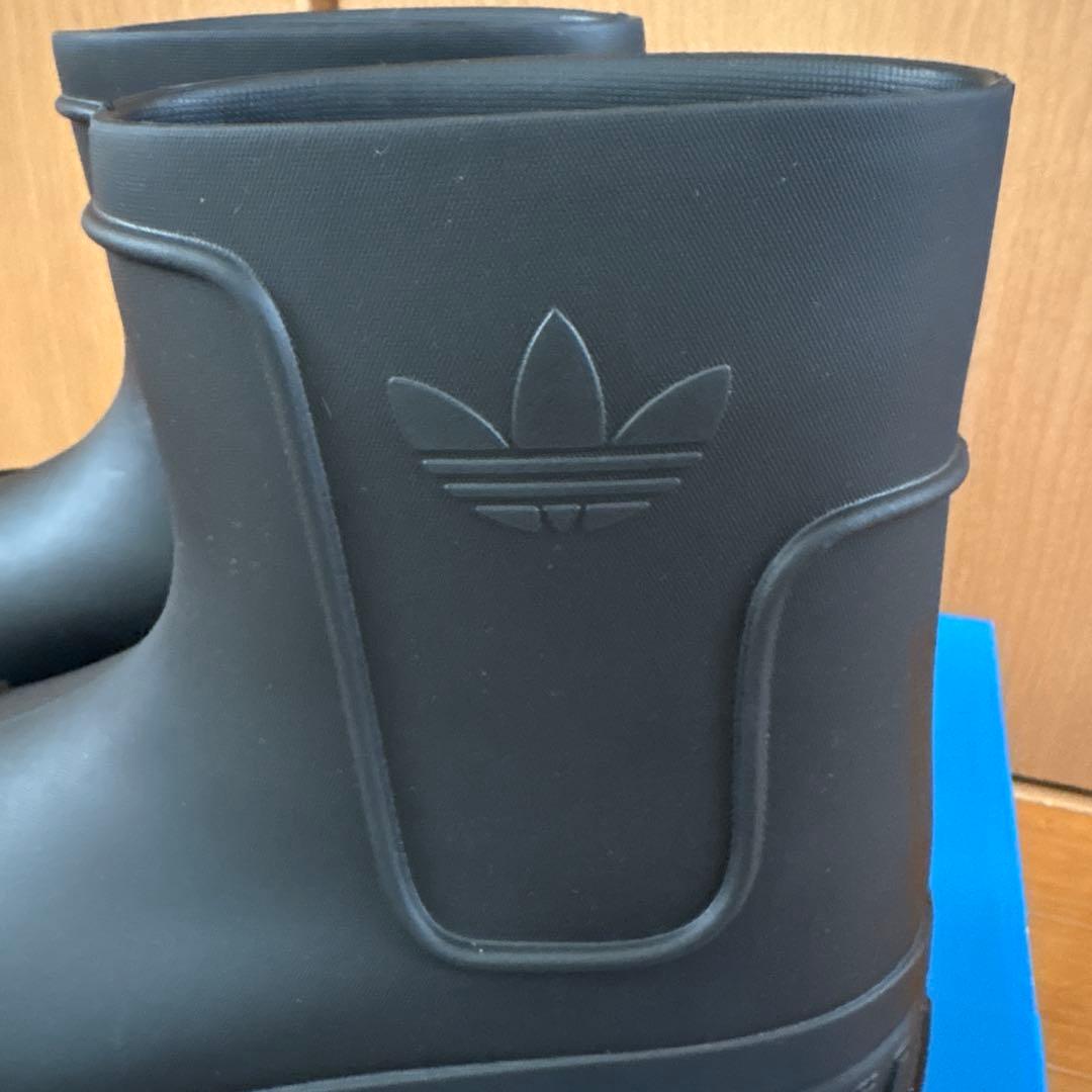 adidas アディダスオリジナルス　アディフォーム SST ブーツ ブラック