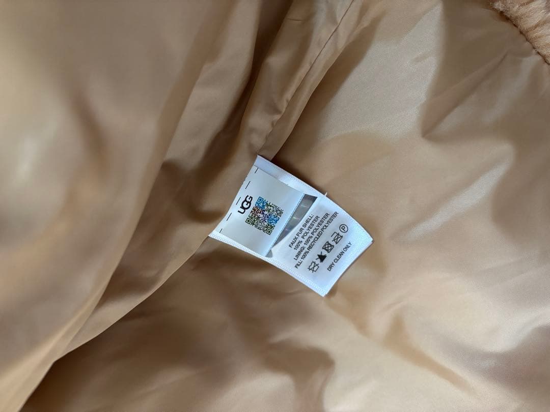 UGG ベージュファーコート ダウン