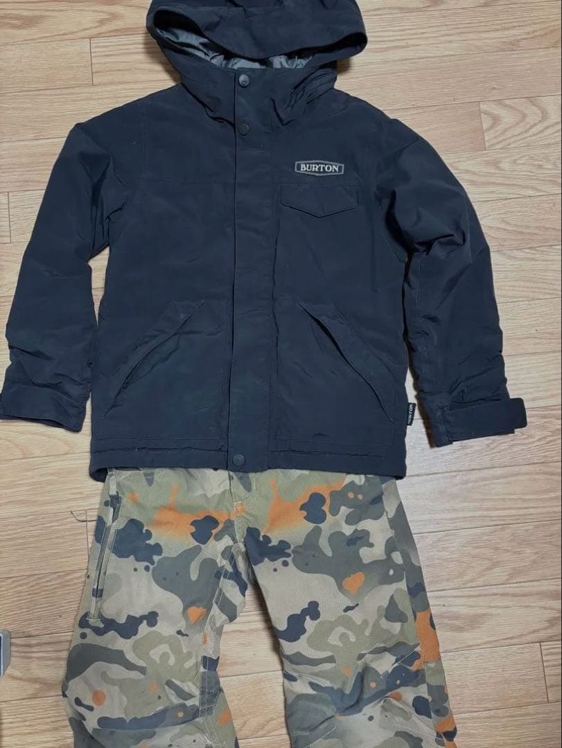 BURTON スノーボードウェアセット XS 黒迷彩