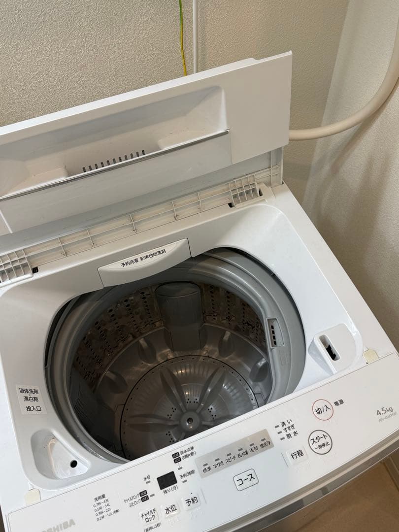 TOSHIBA 洗濯機　2019年製　AW-45M7(W)