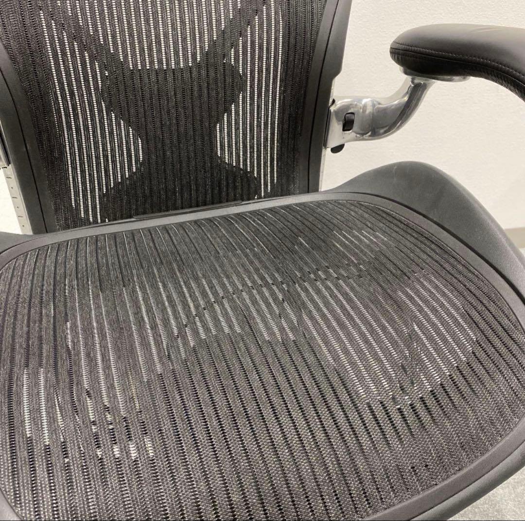 ハーマンミラー アーロンチェア Bサイズ