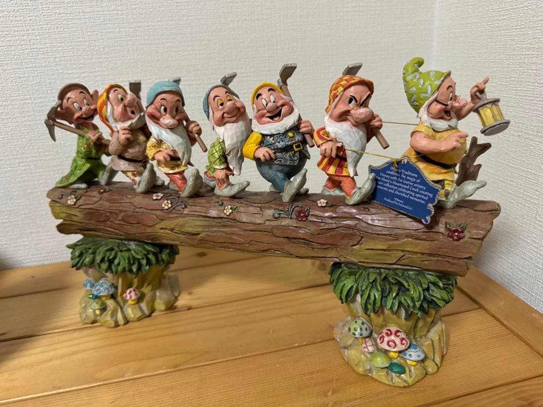 白雪姫　七人の小人　ディズニー　トラディションズ