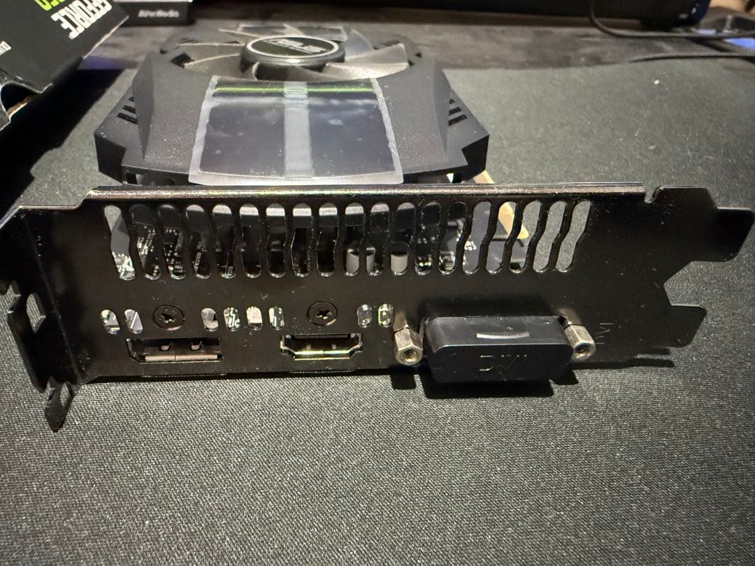 グラフィックボード・グラボ・ビデオカード ASUS GTX 1650 PHOENIX OC 4GB