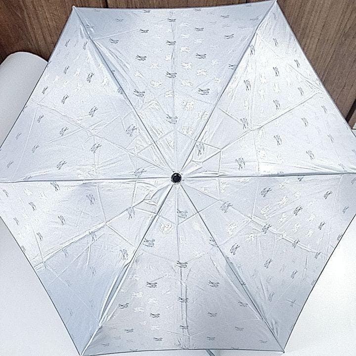 【超美品】バーバリー　晴雨兼用 折りたたみ日傘 騎兵柄　水色 傘袋付き