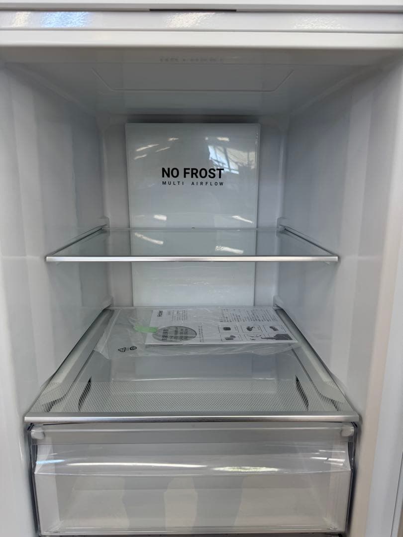 F085 Haier 大容量　冷凍庫　280L 右開き　2021年