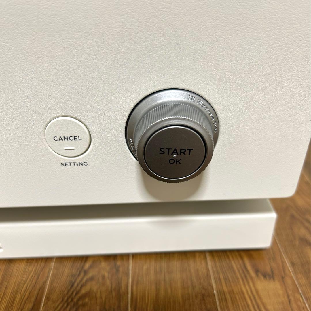 〔目立った汚れなし〕BALMUDA オーブンレンジ