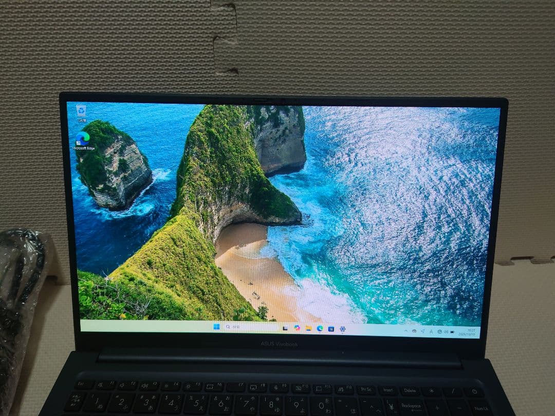 美品ASUS Vivobook15X/Ryzen5 5600H/美麗OLED液晶