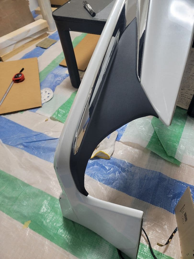 zzz プリウスPHV モデリスタ ホワイトエアロパーツ