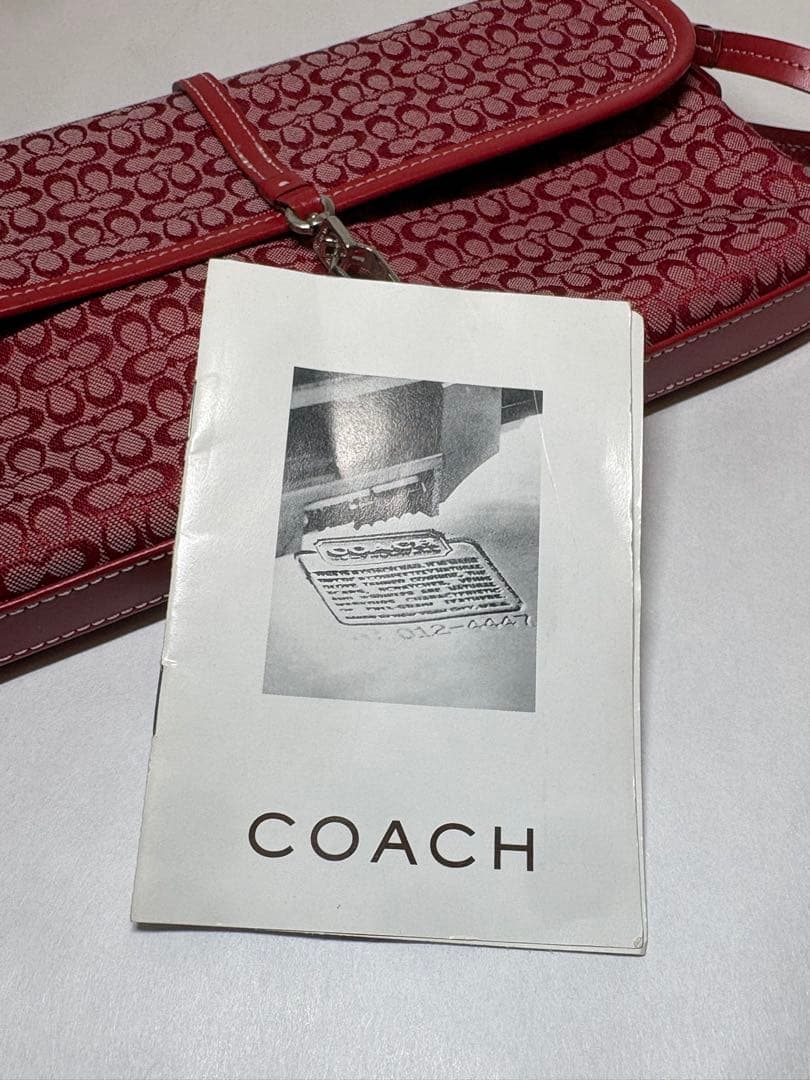 コーチ レッドシグネチャーハンドバッグ COACH ハンドバッグ