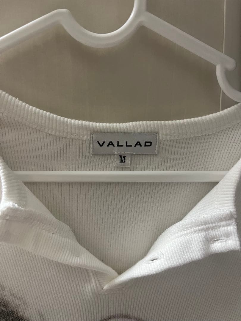 VALLAD 天使プリント Vネックセーター M