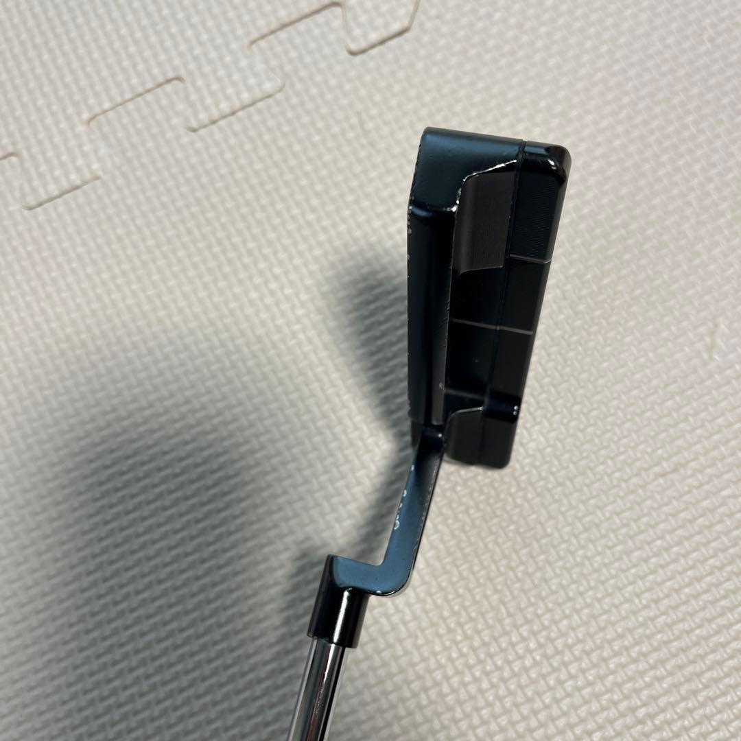 オデッセイ ブラックシリーズ　ツアーデザイン 2 34 右　パター