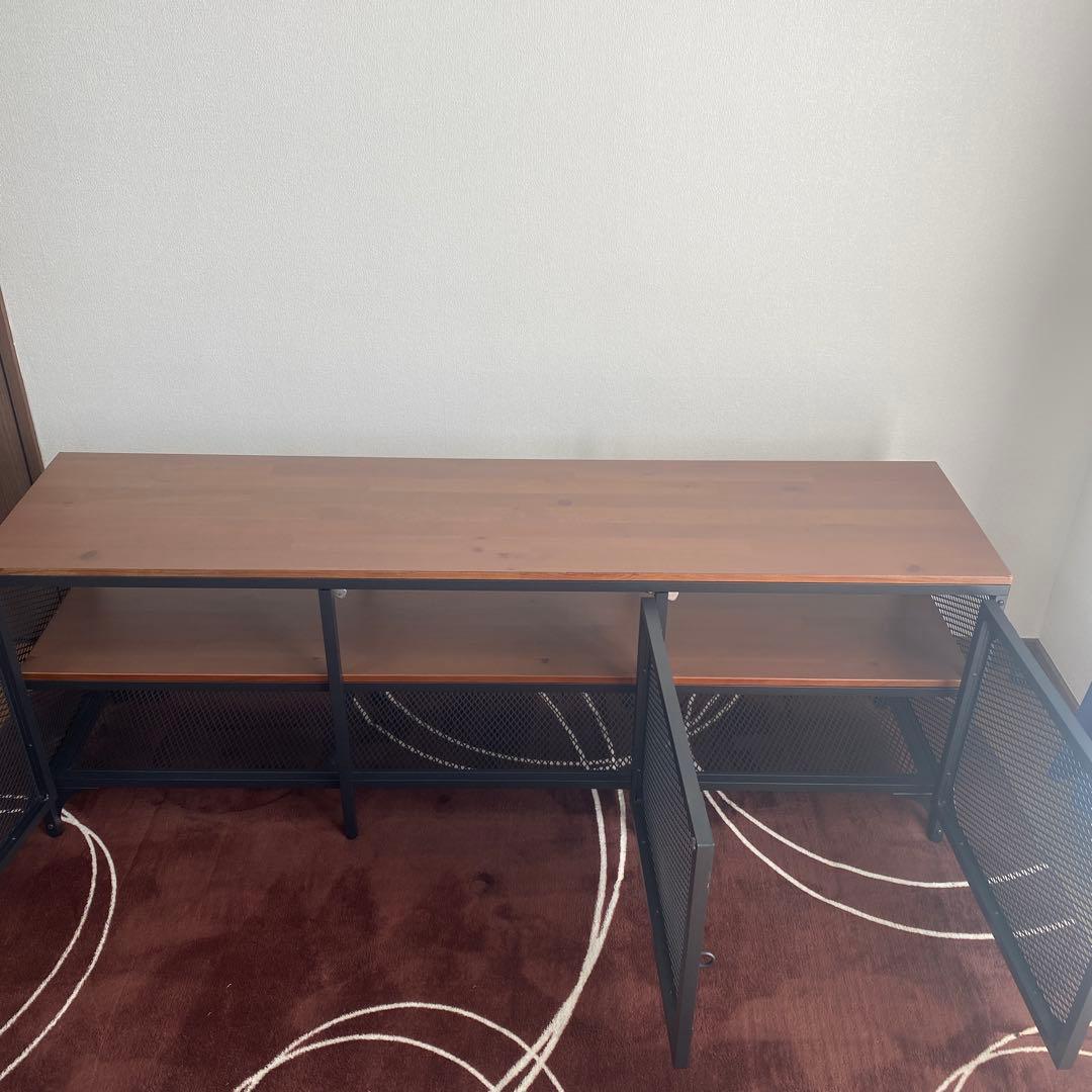 イケヤ　フィエルボ　IKEA メッシュパネルデザイン テレビ台　ブラック