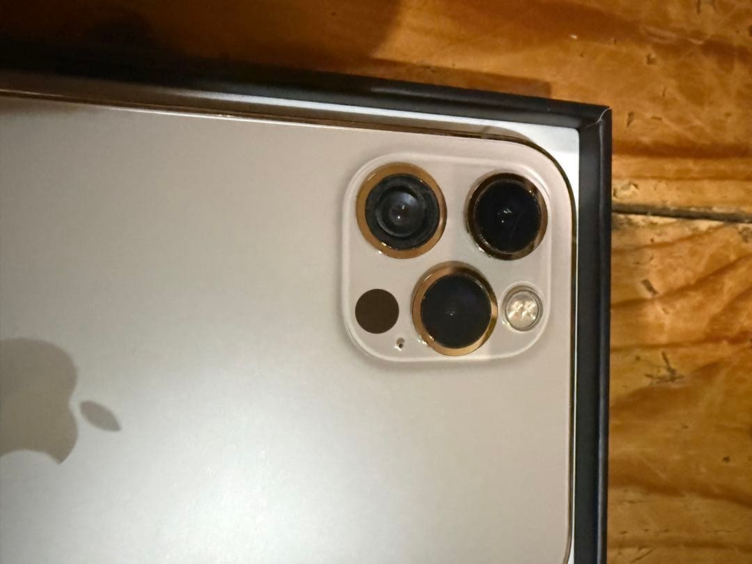 Apple iPhone 12Pro ゴールド 本体