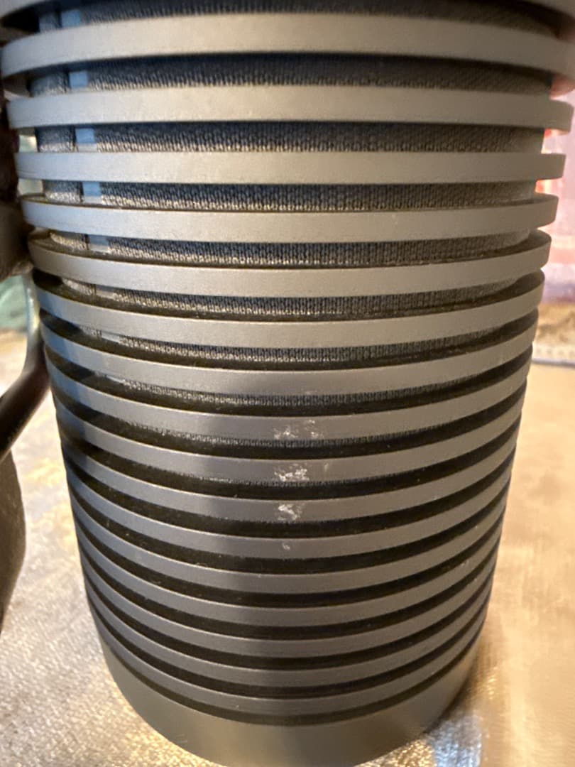 Bang & Olufsen ポータブルスピーカー黒