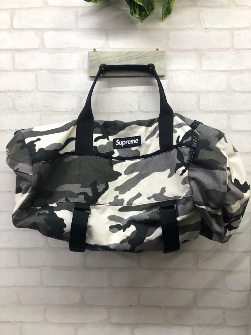 なおSupreme 25SS Duffle Bag  Camo