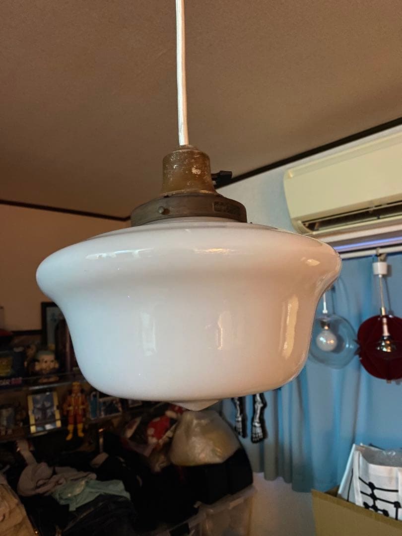 昭和レトロ　ペンダントライト　電笠　ミルクガラス照明　昭和初期
