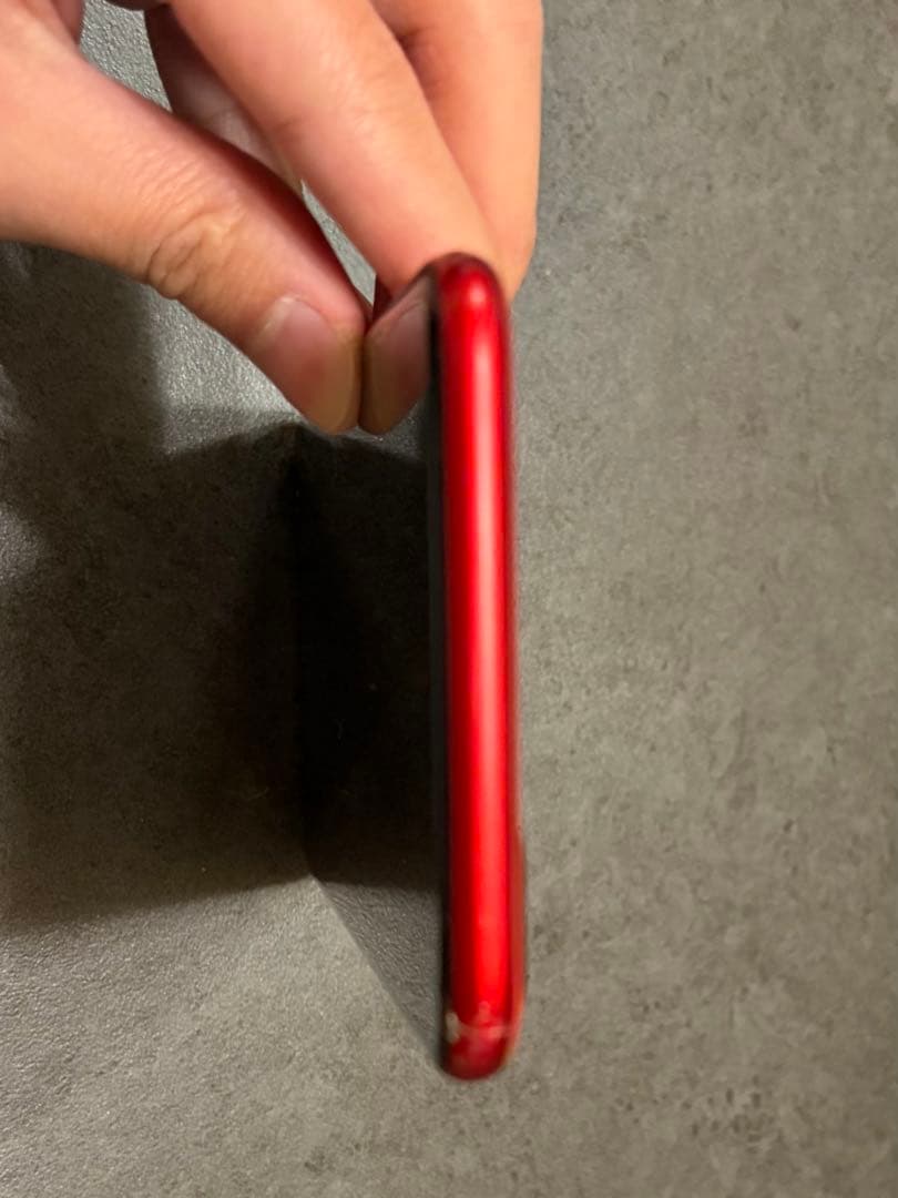 iPhone 8 plus 64G レッド 赤 バッテリー77%