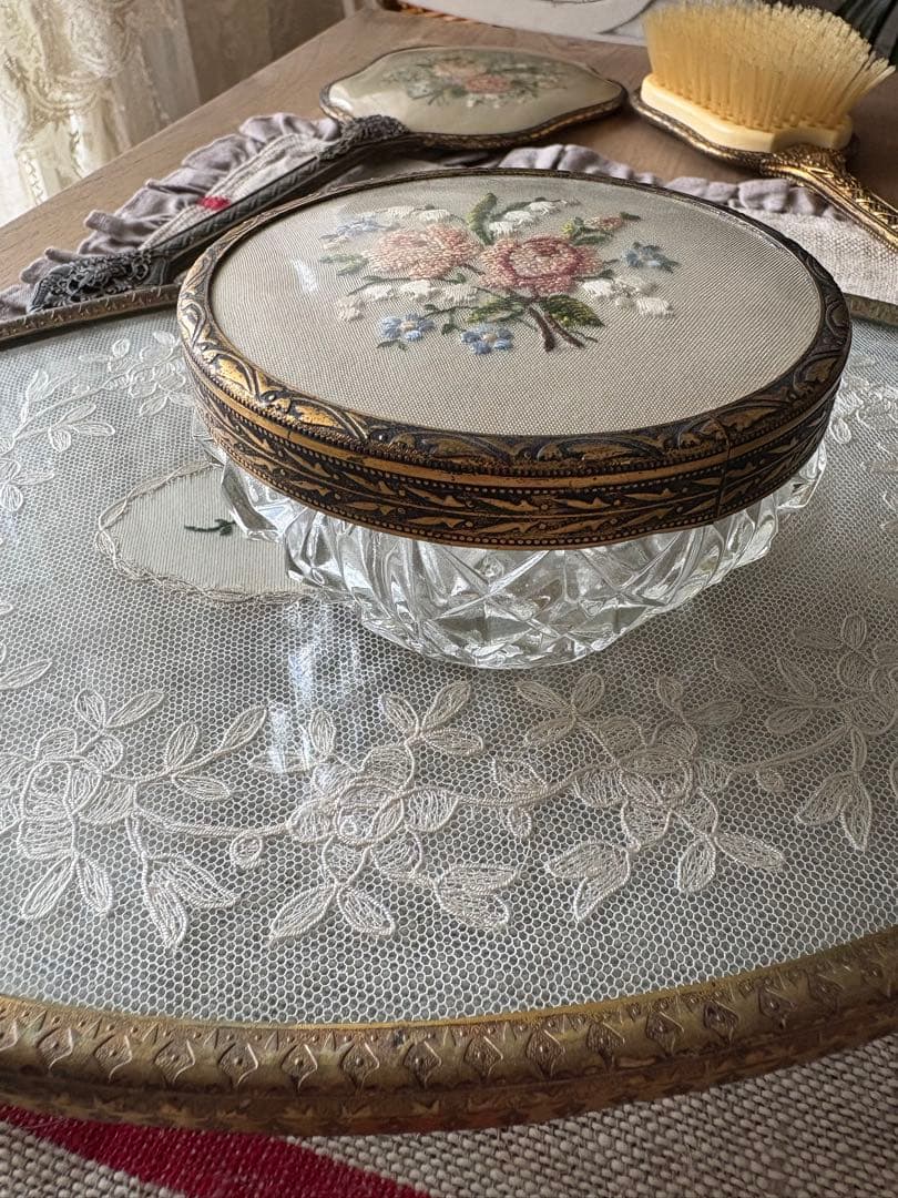 イギリスアンティーク ドレッシングセット プチポワン フランスアンティーク