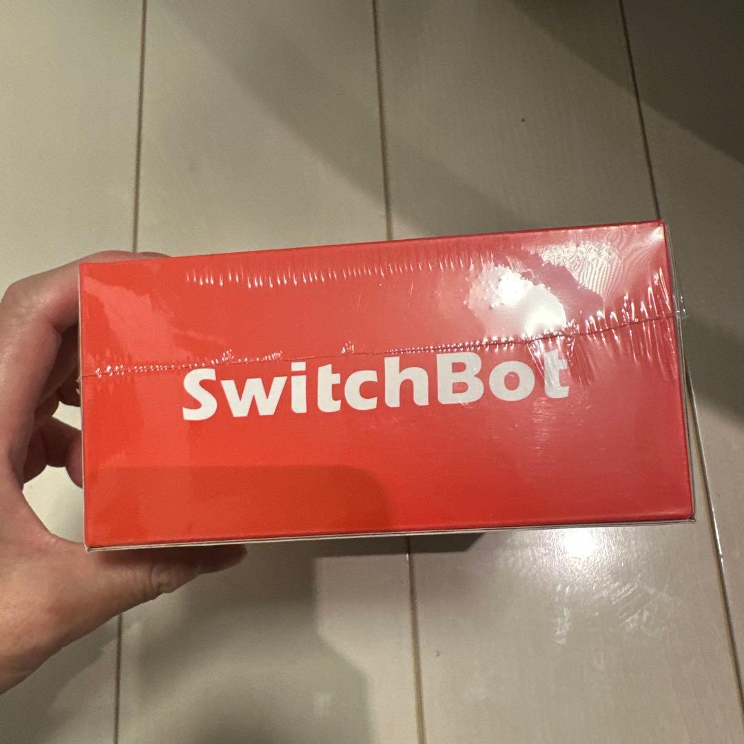 SwitchBot 屋外カメラ ソーラーパネル付き