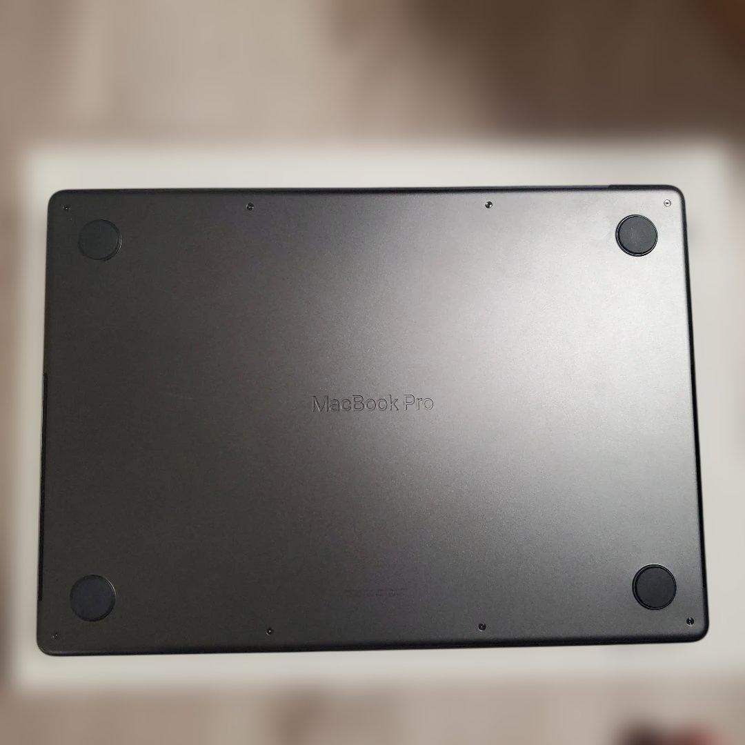 MacBook本体 MacBook Pro M4 16GB
