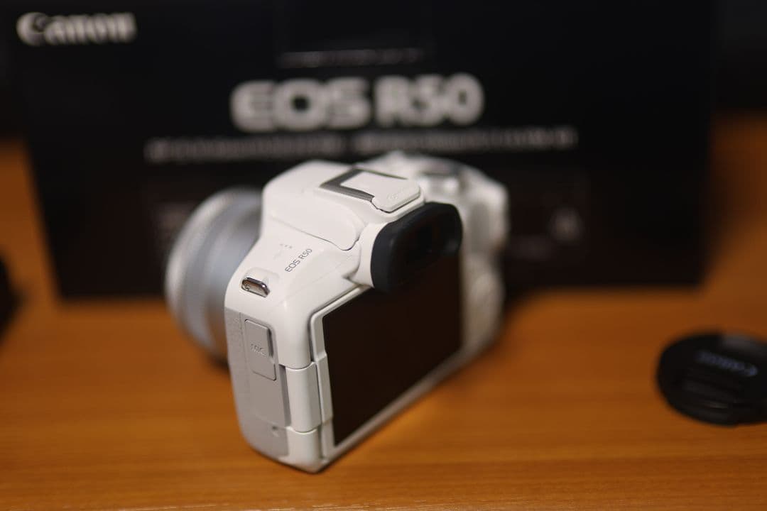 Canon EOS R50 ホワイトレンズキット