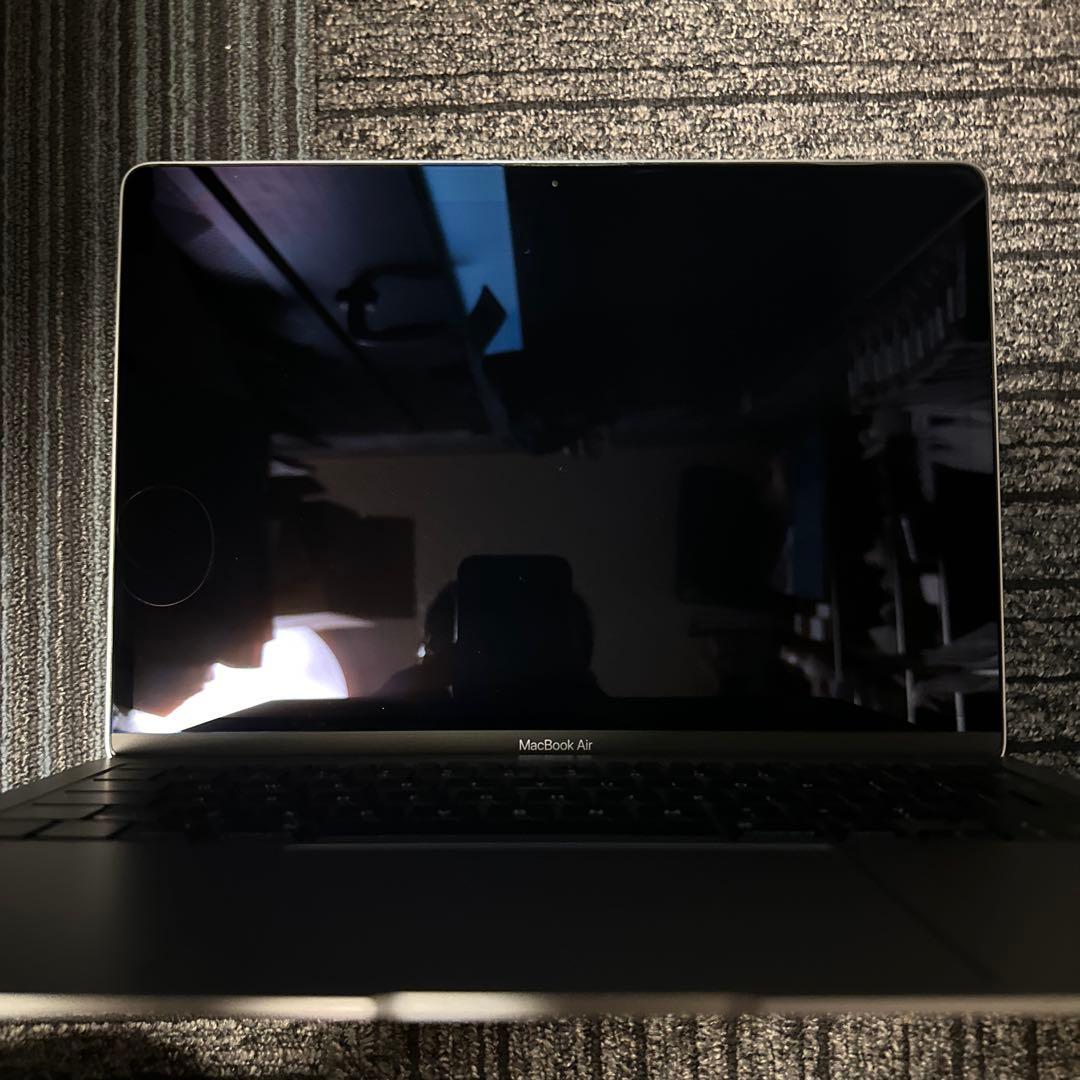 MacBook Air 13インチ A2179 i7 16GB 512GB 4