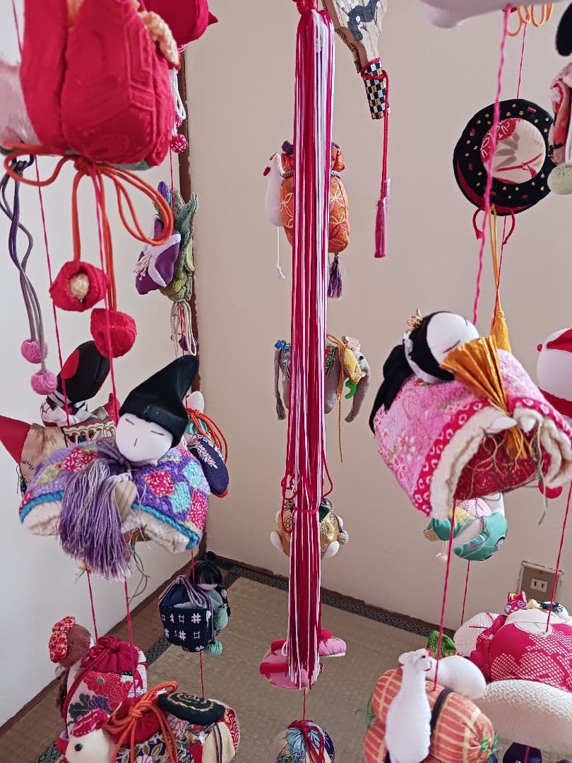 【寒波見舞いセール】雛人形　つるし雛　女児　手作り　豪華　7段×7列の49個