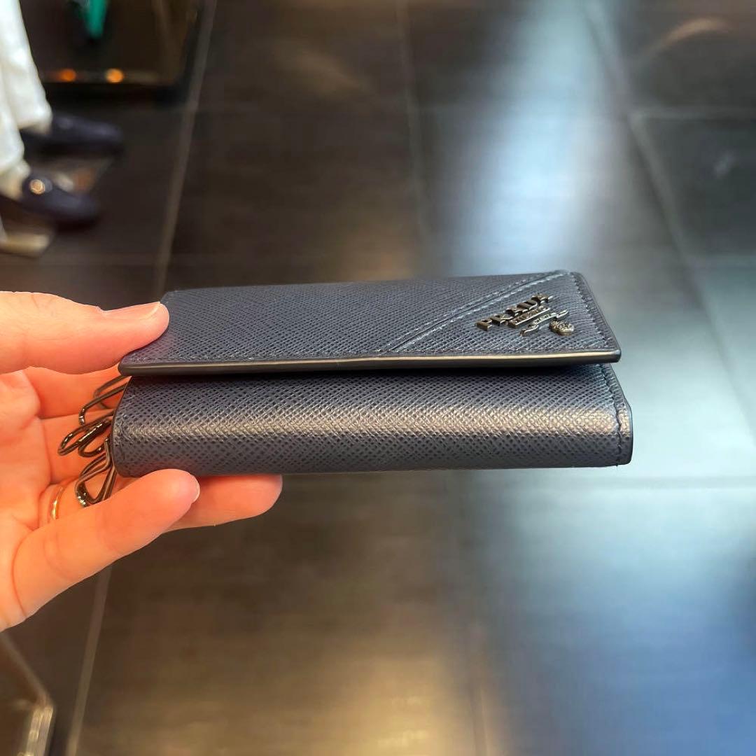 プラダ キーケース サフィアーノ ネイビー メンズ PRADA 2PG222