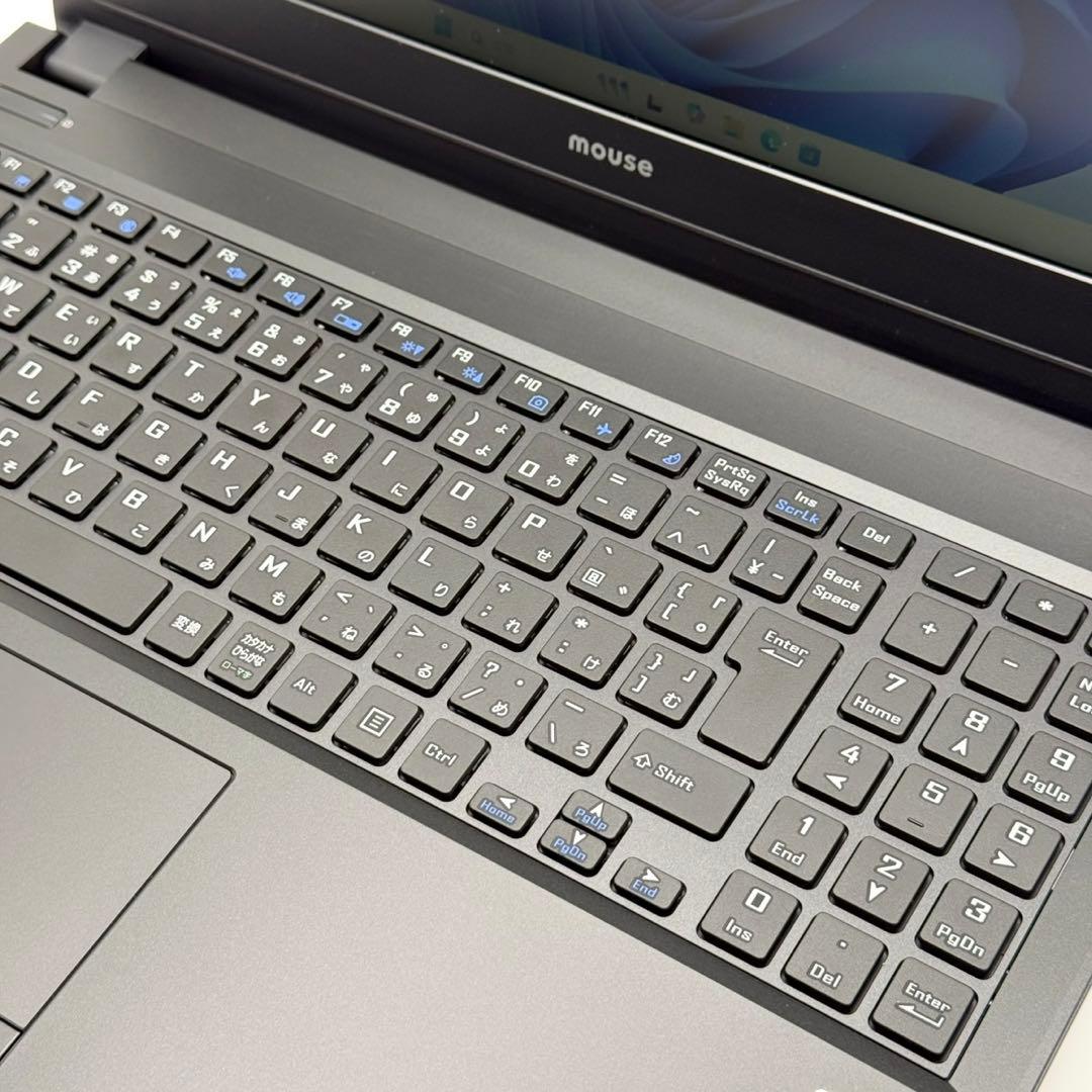 美品 ノートパソコン 10世代 16GB SSD256 HDD1TB 起動15秒