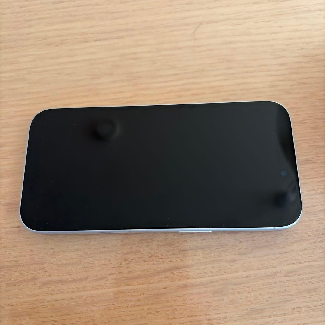Apple iPhone16 128GB ホワイト 本体　SIMフリー