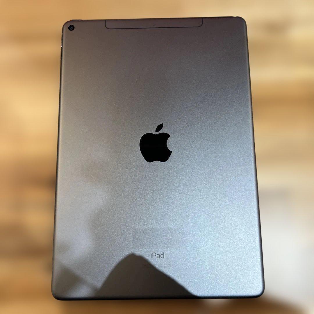 C693 SIMフリー　 iPad Air 第3世代64GB