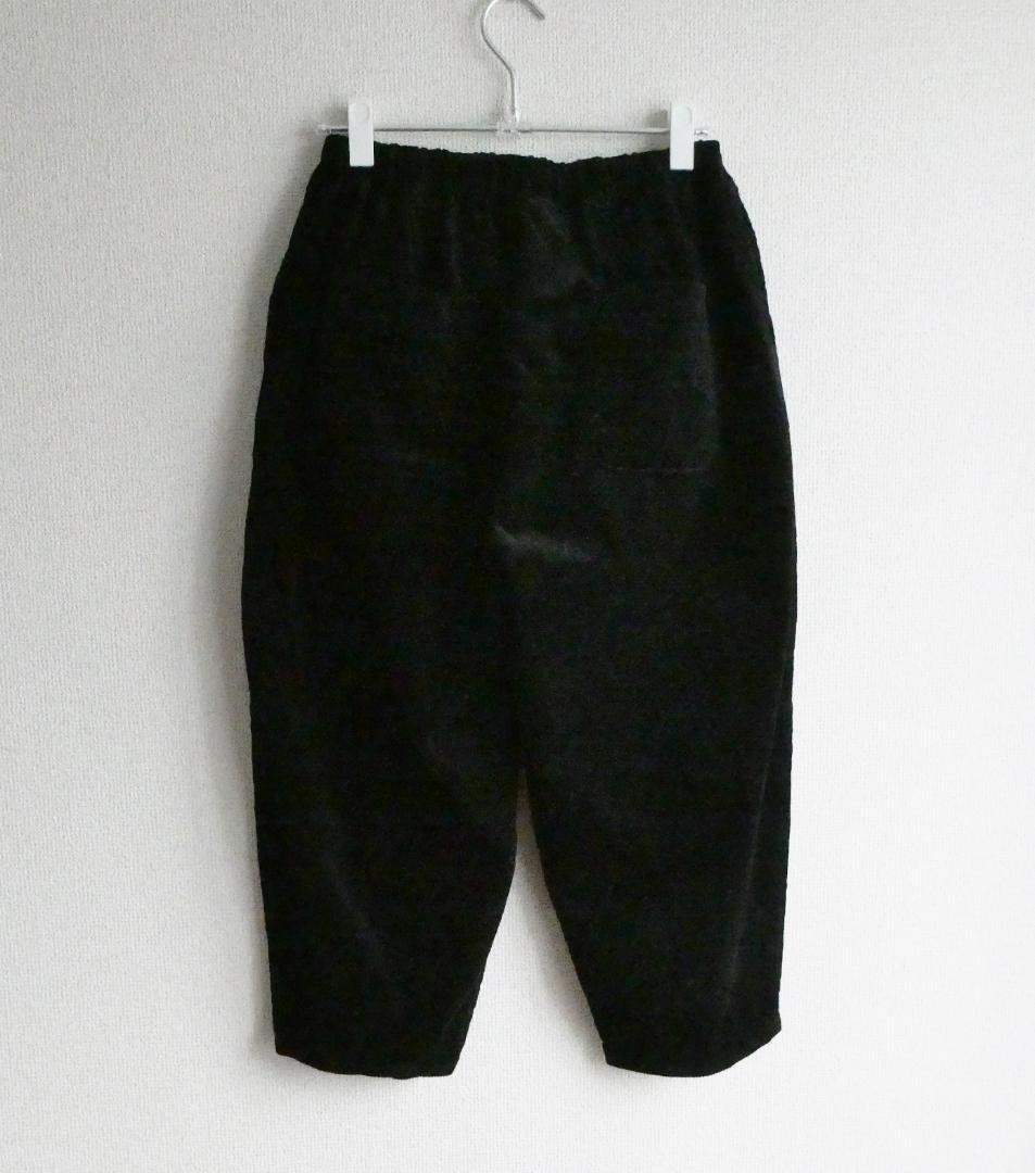 オローネ　コーデュロイ バルーンパンツ