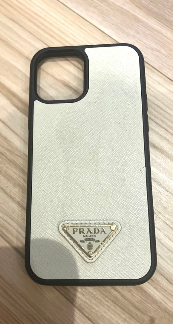 プラダ　iPhoneケース　12/12pro