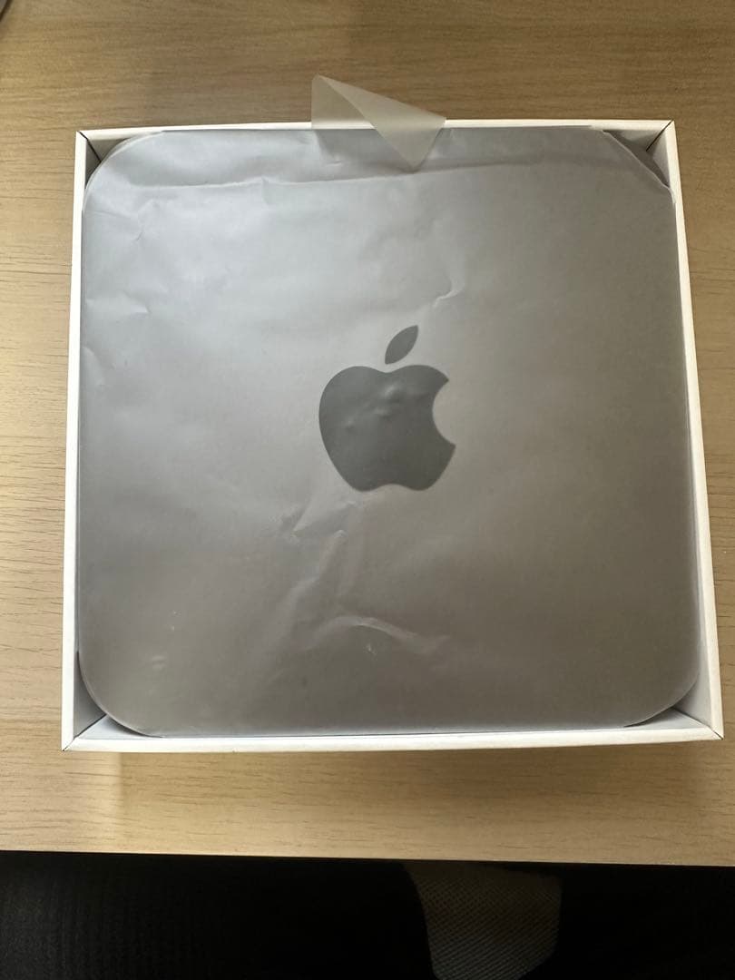 Mac mini 2018 シルバー