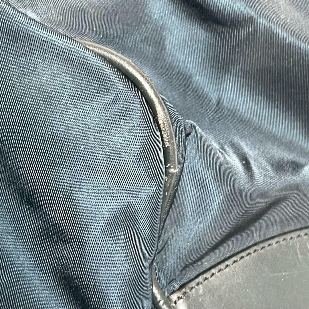 プラダ　ボストンバッグ　南京錠　鍵付き　テスートナイロン × レザー ネイビー