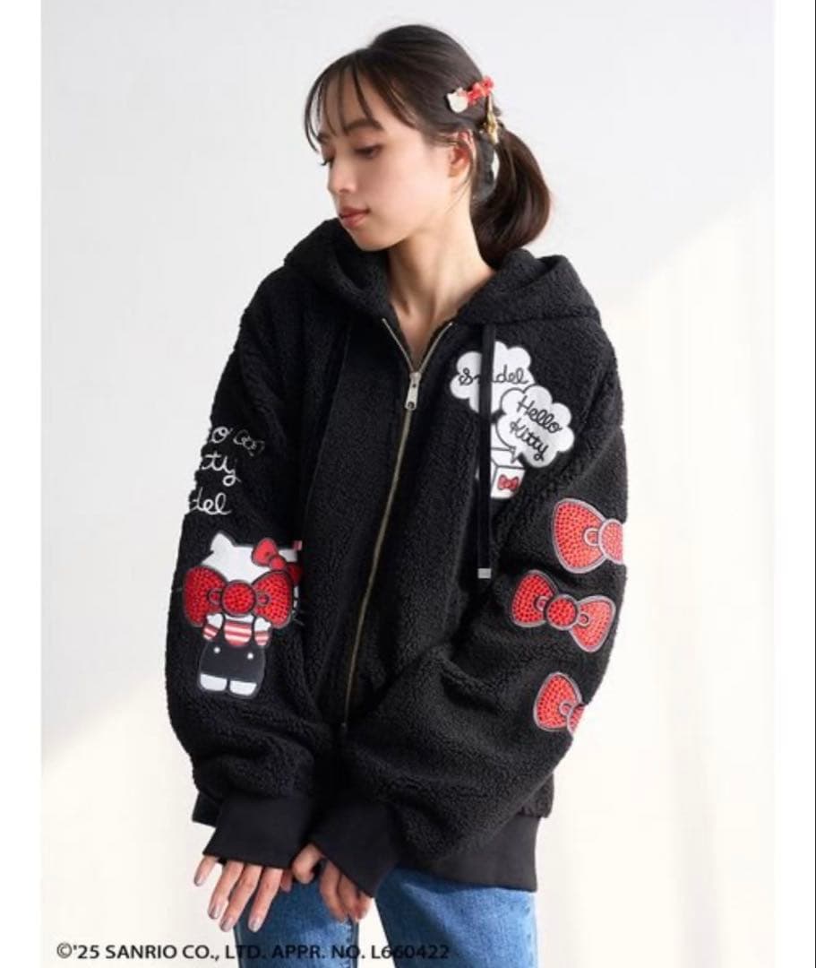【nちゃん専用 】スナイデル HELLO KITTYプレミアムパーカー　黒