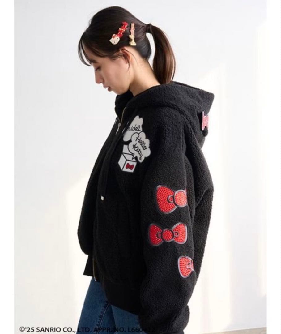 【nちゃん専用 】スナイデル HELLO KITTYプレミアムパーカー　黒