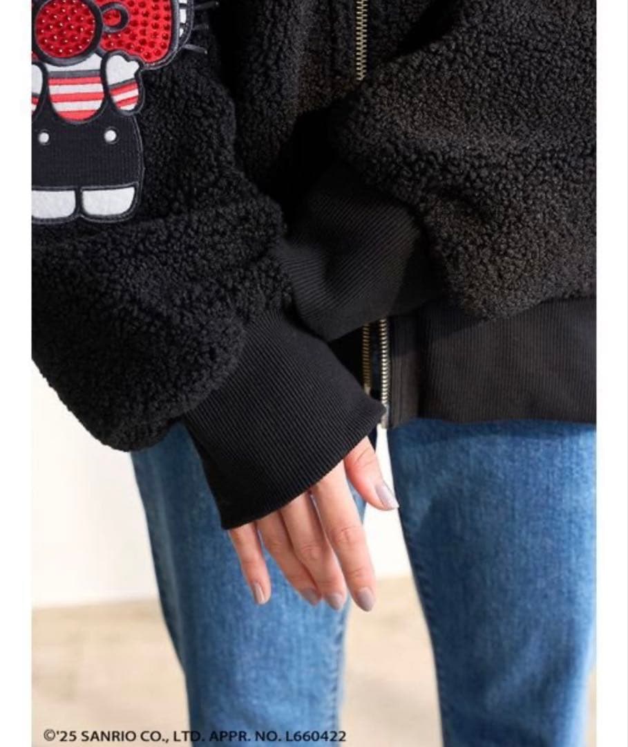 【nちゃん専用 】スナイデル HELLO KITTYプレミアムパーカー　黒