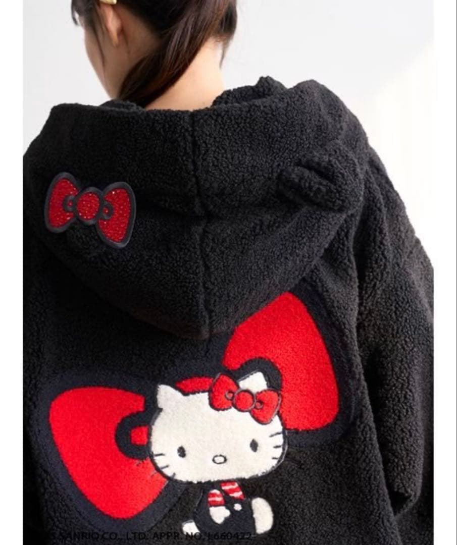 【nちゃん専用 】スナイデル HELLO KITTYプレミアムパーカー　黒