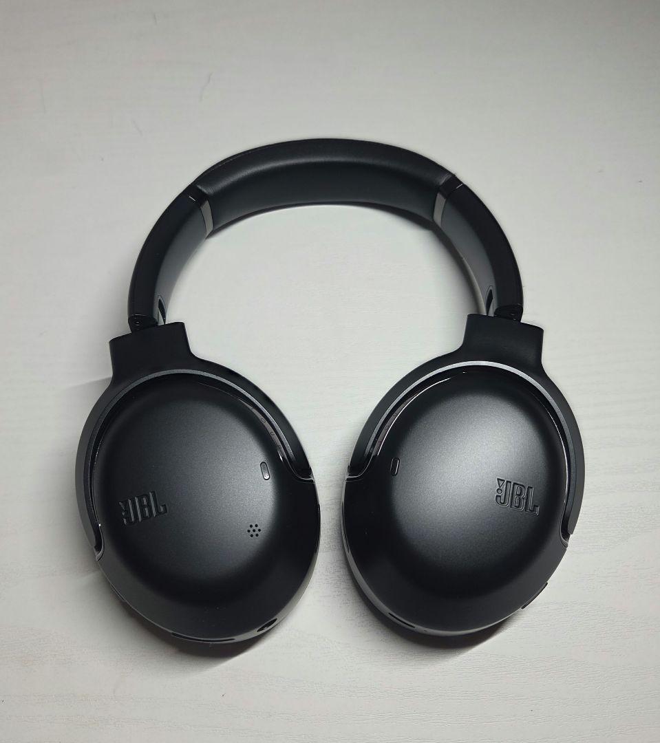 ヘッドホン JBL Tour One M2