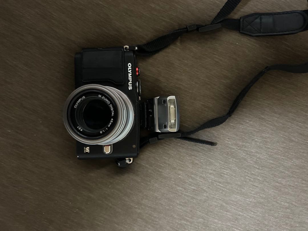 OLYMPUS ミラーレス一眼カメラ M.ZUIKO 14-42mm