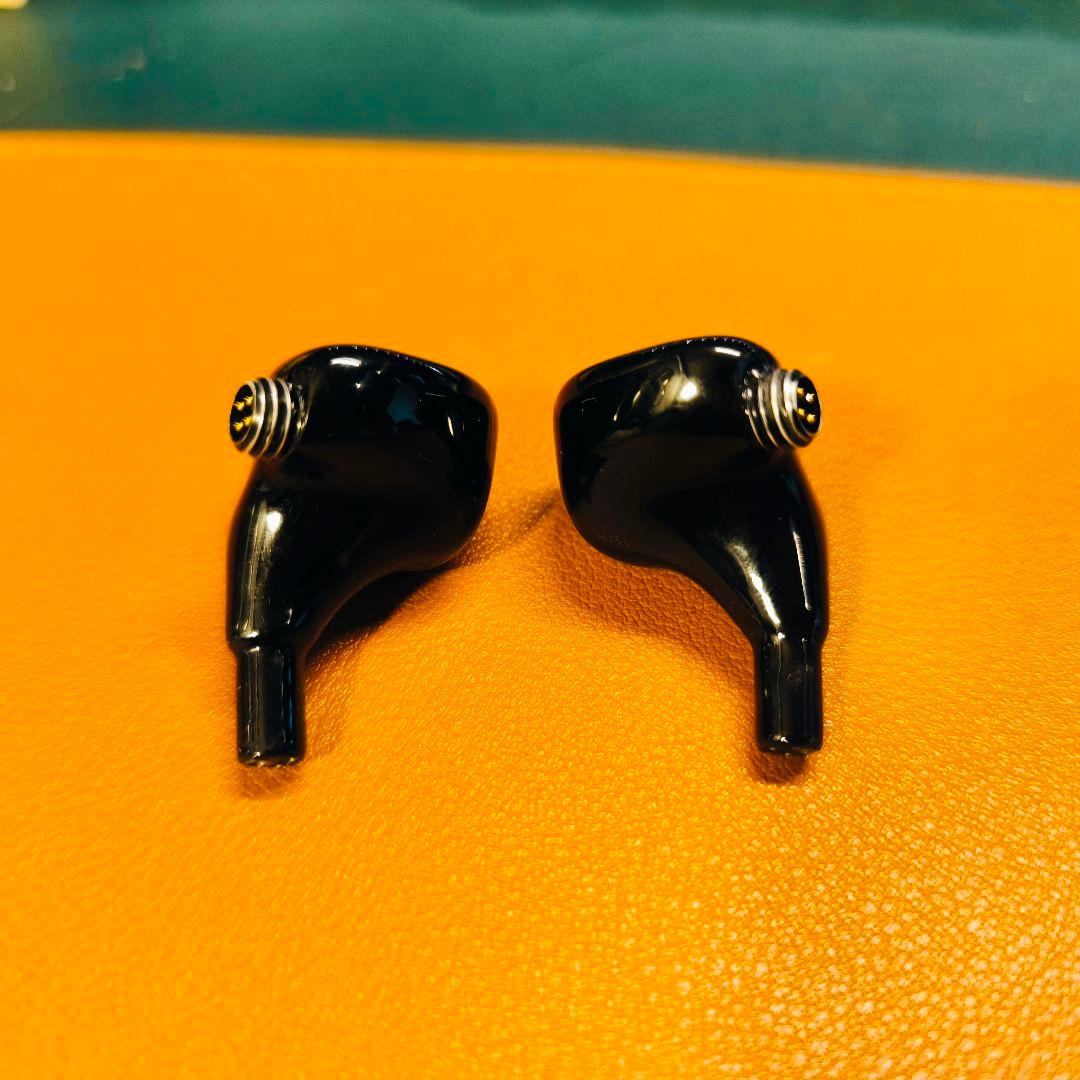 【美品】JH AUDIO ROXANNE UNIVERSAL IEM