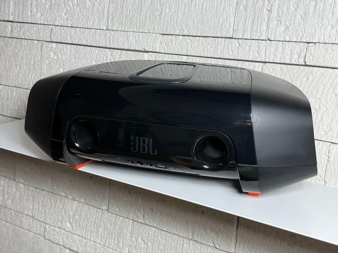 JBL OnBeat Rumble Bluetoothスピーカー