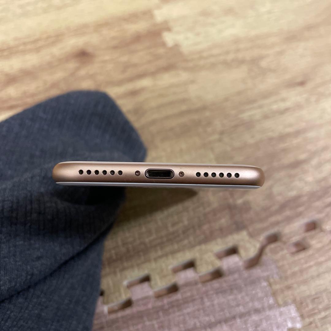 iPhone 8 64GB ゴールド 本体のみ