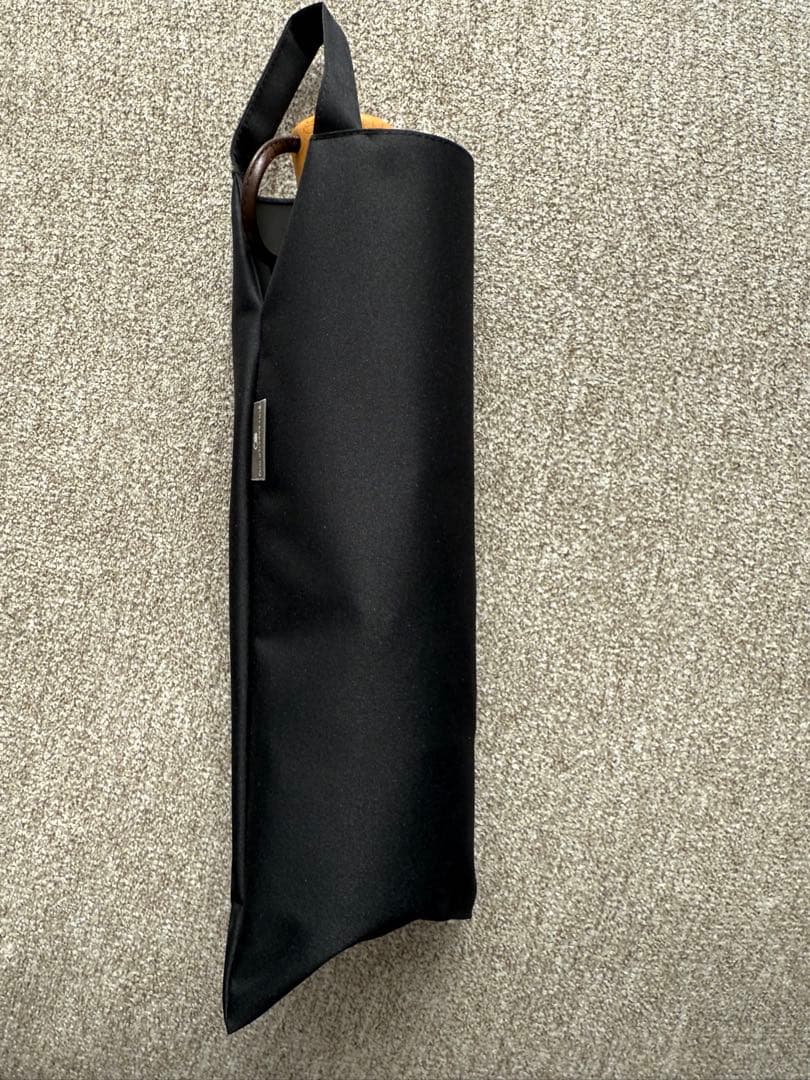 【超美品】サンバリア100 折りたたみ日傘　持ち運び用カバー付き