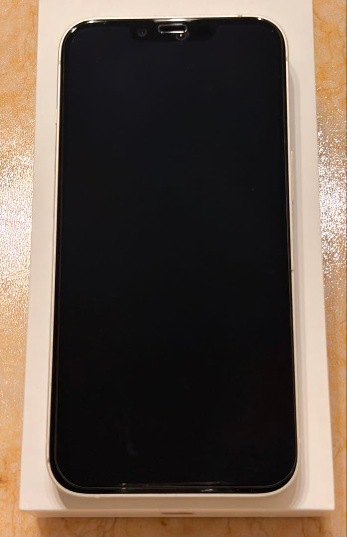 【美品】Apple iPhone 14 ホワイト 本体　256GB