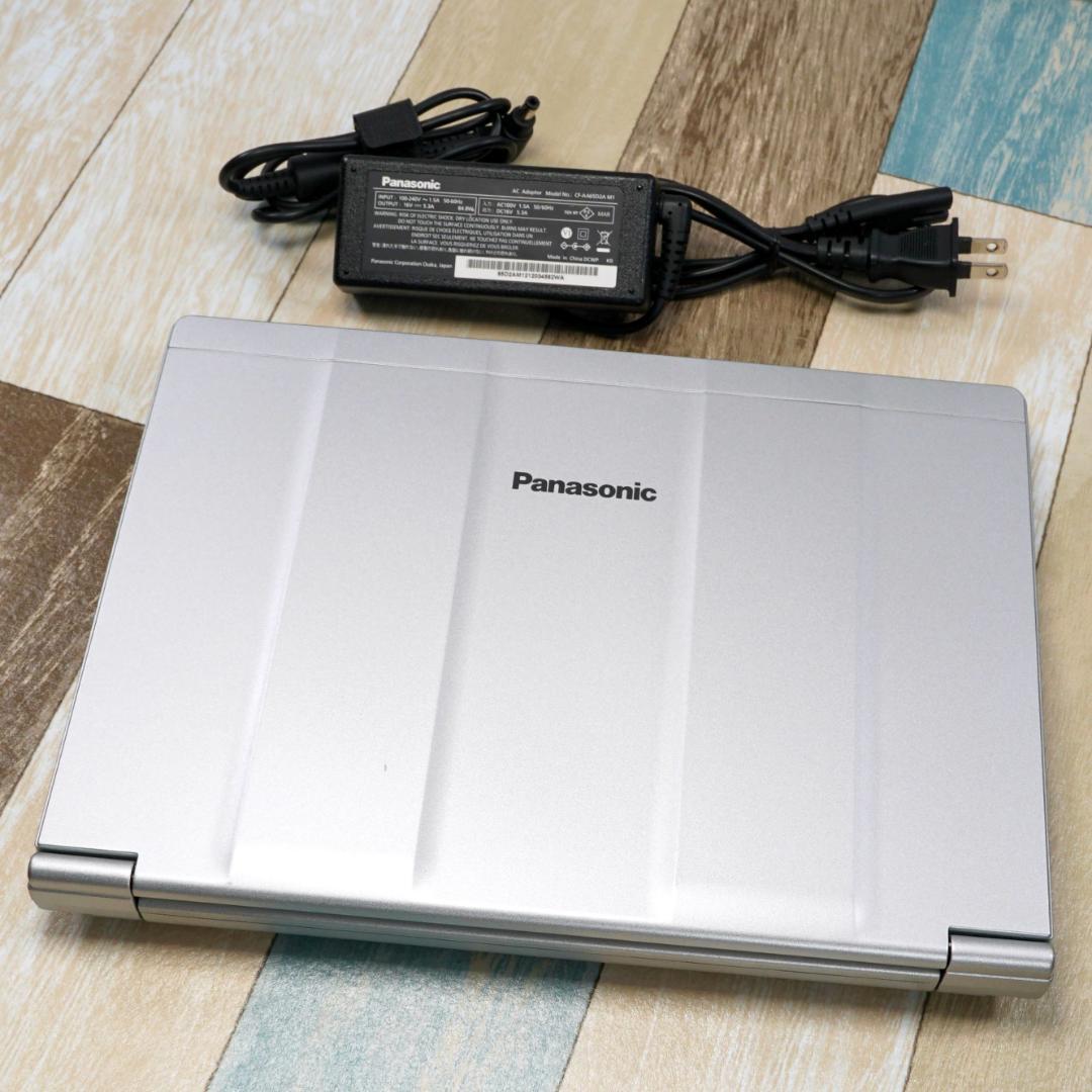 超高速大容量新品ＳＳＤ１ＴＢ搭載✨美品の神速モバイル✨１１世代ｉ５に大容量メモリ